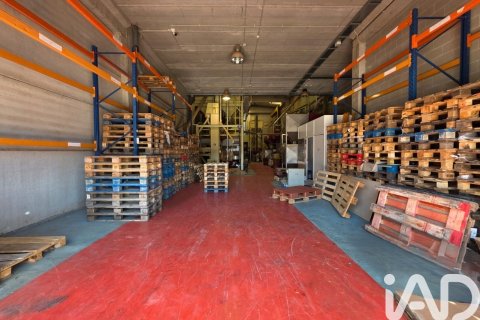 Propiedad comercial de 1128 m² en venta en Cervelló, Barcelona, Cataluña, Spain № 8465 - foto 6