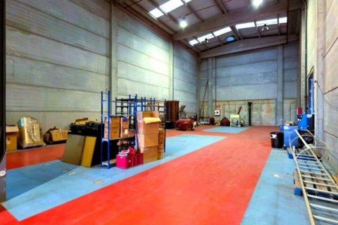 Propiedad comercial de 1128 m² en venta en Cervelló, Barcelona, Cataluña, Spain № 8465 - foto 7