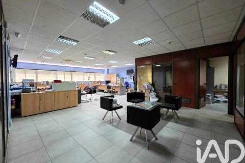 Propiedad comercial de 1128 m² en venta en Cervelló, Barcelona, Cataluña, Spain № 8465 - foto 17