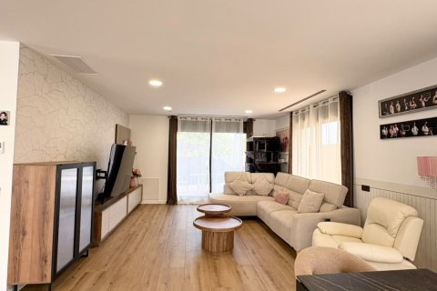 4 bedrooms house for sale in Cambrils, Tarragona, Catalonia, Spain № 8462 - photo 9