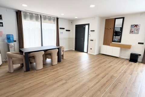4 bedrooms house for sale in Cambrils, Tarragona, Catalonia, Spain № 8462 - photo 13