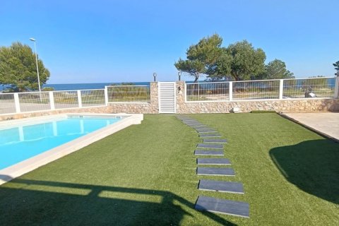 Купить дом в Л'Аметлья-де-Мар, Испания с 3 спальни, 138м², № 8463 - фото 14