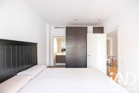 Apartamento de 2 dormitorios en venta en Barcelona, Cataluña, Spain № 8466 - foto 14