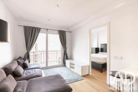 Apartamento de 2 dormitorios en venta en Barcelona, Cataluña, Spain № 8466