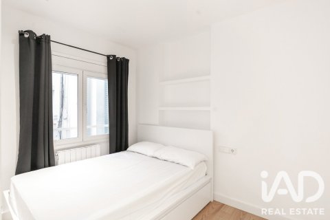 Apartamento de 2 dormitorios en venta en Barcelona, Cataluña, Spain № 8466 - foto 18