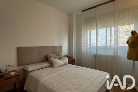 Apartamento de 3 dormitorios en venta en Barbera Del Valles, Barcelona, Cataluña, Spain № 8467 - foto 18