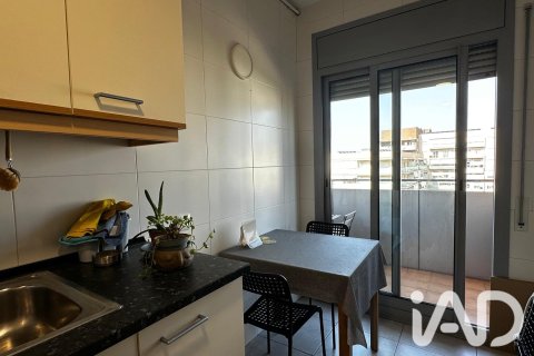 Apartamento de 3 dormitorios en venta en Barbera Del Valles, Barcelona, Cataluña, Spain № 8467 - foto 10
