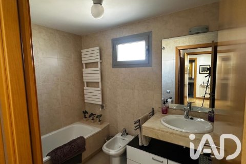 Apartamento de 3 dormitorios en venta en Barbera Del Valles, Barcelona, Cataluña, Spain № 8467 - foto 21