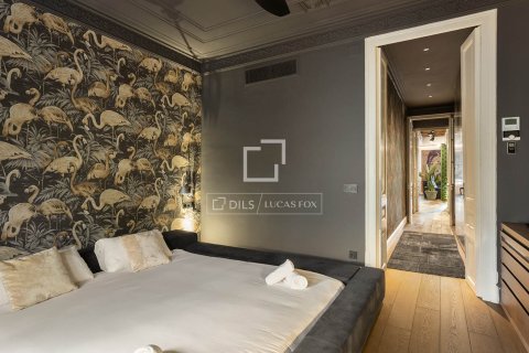 Apartamento de 2 dormitorios en venta en Barcelona, Cataluña, Spain № 4011 - foto 27