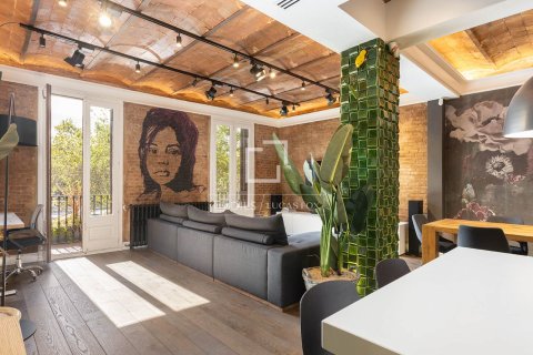 Apartamento de 2 dormitorios en venta en Barcelona, Cataluña, Spain № 4011