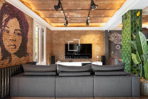 Apartamento de 2 dormitorios en venta en Barcelona, Cataluña, Spain № 4011 - foto 9
