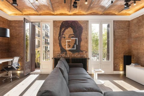 Apartamento de 2 dormitorios en venta en Barcelona, Cataluña, Spain № 4011 - foto 8