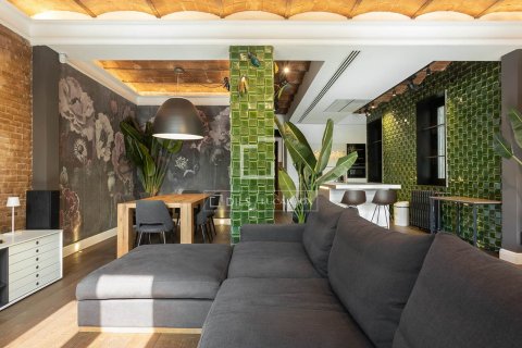 Apartamento de 2 dormitorios en venta en Barcelona, Cataluña, Spain № 4011 - foto 10