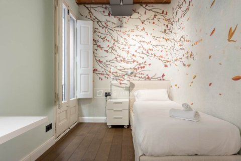 Apartamento de 2 dormitorios en venta en Barcelona, Cataluña, Spain № 4011 - foto 29