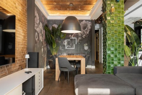 Apartamento de 2 dormitorios en venta en Barcelona, Cataluña, Spain № 4011 - foto 12