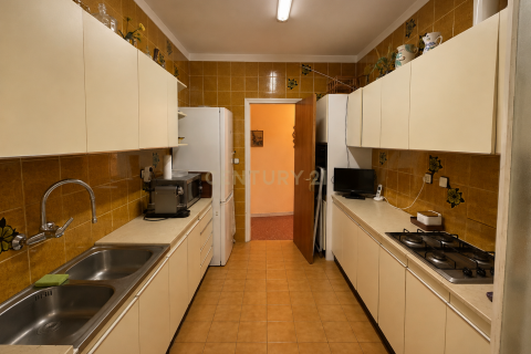 4 bedrooms apartment for sale in Barcelona, Catalonia, Spain № 9006 - photo 2