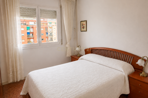 4 bedrooms apartment for sale in Barcelona, Catalonia, Spain № 9006 - photo 3