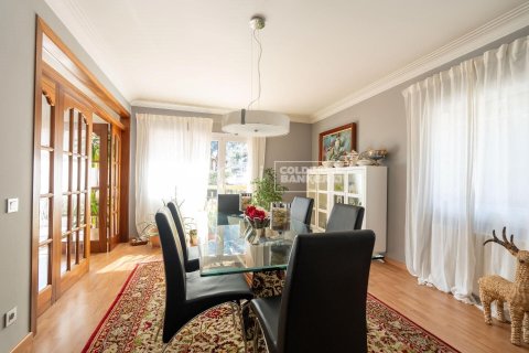Villa de 7 dormitorios en venta en Principado De Andorra (Ninguna Poblacion Tiene C.P.), Lérida, Cataluña, Spain № 5890 - foto 6
