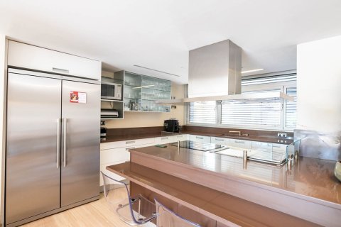 5 bedrooms apartment for sale in Barcelona, Catalonia, Spain № 1516 - photo 9