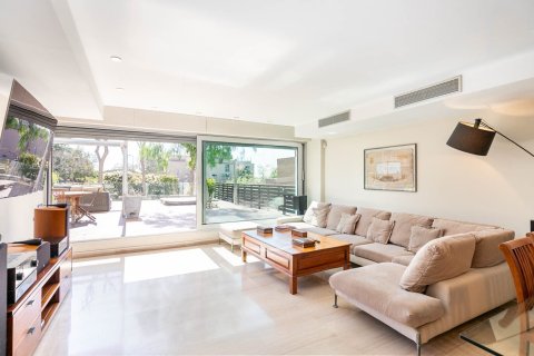 Apartamento de 5 dormitorios en venta en Barcelona, Cataluña, Spain № 1516