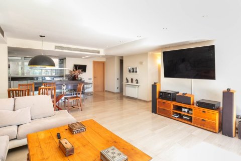 5 bedrooms apartment for sale in Barcelona, Catalonia, Spain № 1516 - photo 3