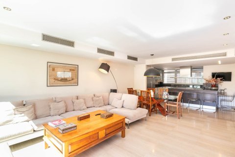 5 bedrooms apartment for sale in Barcelona, Catalonia, Spain № 1516 - photo 4