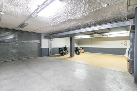5 bedrooms apartment for sale in Barcelona, Catalonia, Spain № 1516 - photo 23