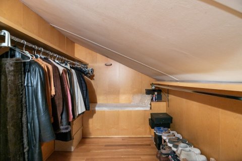 Apartamento de 4 dormitorios en venta en Barcelona, Cataluña, Spain № 1520 - foto 15