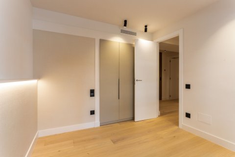 5 bedrooms apartment for sale in Barcelona, Catalonia, Spain № 1518 - photo 28