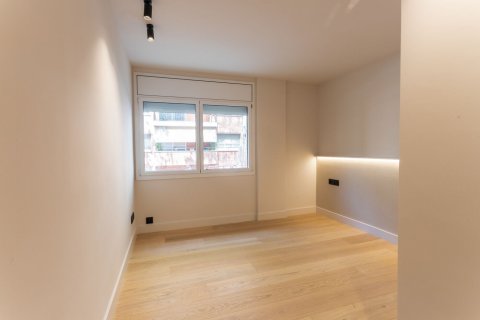 5 bedrooms apartment for sale in Barcelona, Catalonia, Spain № 1518 - photo 22