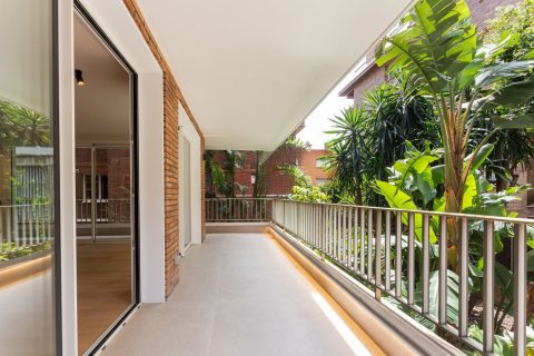 5 bedrooms apartment for sale in Barcelona, Catalonia, Spain № 1518 - photo 3