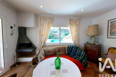 Купить дом в Ла-Бисбаль-дель-Пенедес, Испания с 5 спален, 633м², № 4756 - фото 10