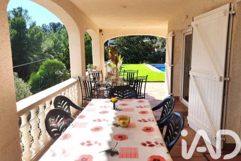 Купить дом в Ла-Бисбаль-дель-Пенедес, Испания с 5 спален, 633м², № 4756 - фото 7