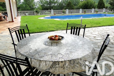 Купить дом в Ла-Бисбаль-дель-Пенедес, Испания с 5 спален, 633м², № 4756 - фото 30