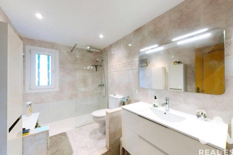 Купить дом в Ла-Бисбаль-дель-Пенедес, Испания с 5 спален, 633м², № 4756 - фото 16