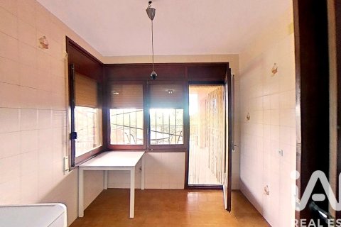 Сasa de 3 dormitorios en venta en Valls, Tarragona, Cataluña, Spain № 4752 - foto 8