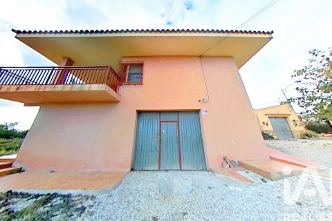 Сasa de 3 dormitorios en venta en Valls, Tarragona, Cataluña, Spain № 4752 - foto 22