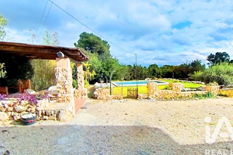 Сasa de 3 dormitorios en venta en Valls, Tarragona, Cataluña, Spain № 4752 - foto 30