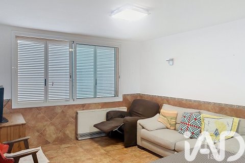 Сasa de 7 dormitorios en venta en Vilanova i la Geltrú, Barcelona, Cataluña, Spain № 4751 - foto 24