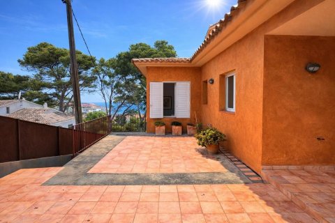 Сasa de 4 dormitorios en venta en Begur, Gerona, Cataluña, Spain № 7088 - foto 22