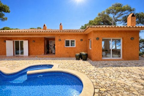 Сasa de 4 dormitorios en venta en Begur, Gerona, Cataluña, Spain № 7088 - foto 27