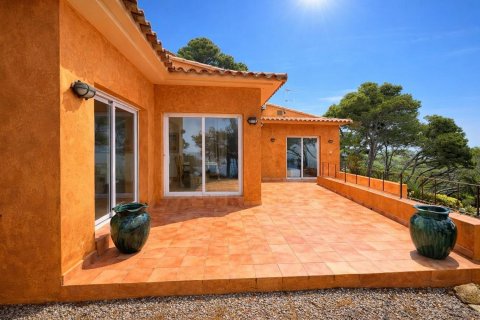 Сasa de 4 dormitorios en venta en Begur, Gerona, Cataluña, Spain № 7088 - foto 26