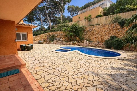 Сasa de 4 dormitorios en venta en Begur, Gerona, Cataluña, Spain № 7088 - foto 21