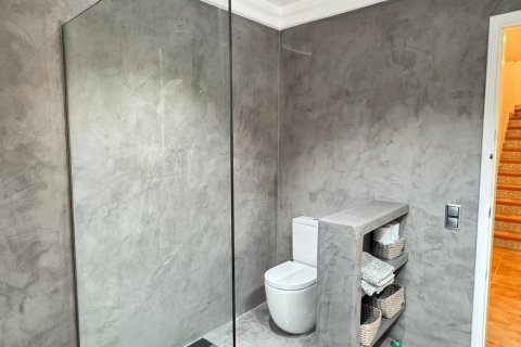 Сasa de 4 dormitorios en venta en Begur, Gerona, Cataluña, Spain № 7088 - foto 8