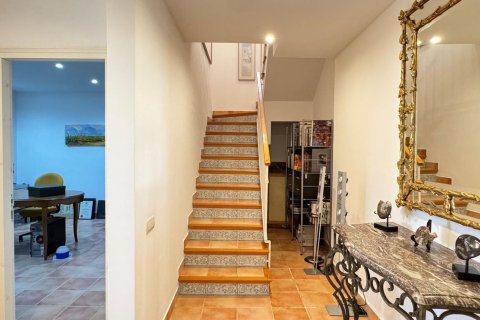 Сasa de 4 dormitorios en venta en Begur, Gerona, Cataluña, Spain № 7088 - foto 11
