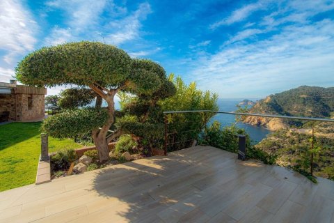 Сasa de 5 dormitorios en venta en Tossa de Mar, Gerona, Cataluña, Spain № 7086 - foto 27