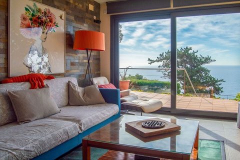 Сasa de 5 dormitorios en venta en Tossa de Mar, Gerona, Cataluña, Spain № 7086 - foto 13