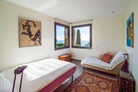 Сasa de 5 dormitorios en venta en Tossa de Mar, Gerona, Cataluña, Spain № 7086 - foto 3