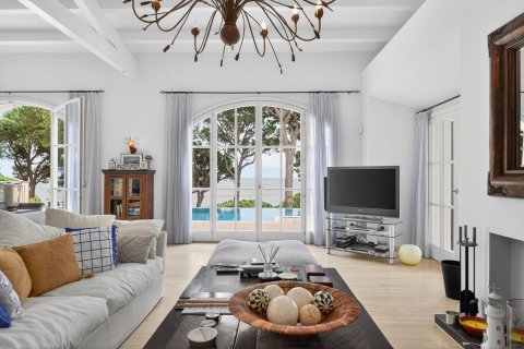 Сasa de 4 dormitorios en venta en Sant Feliu de Guíxols, Gerona, Cataluña, Spain № 7087