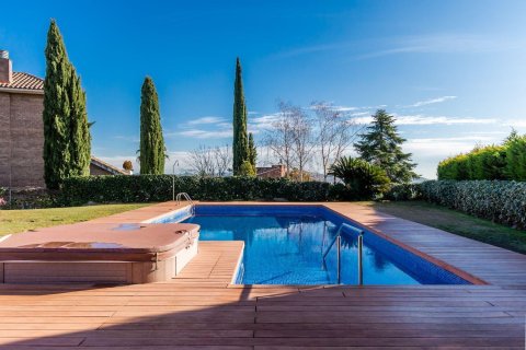 7 bedrooms villa for sale in Cerdanyola Del Valles, Barcelona, Catalonia, Spain № 1137 - photo 11
